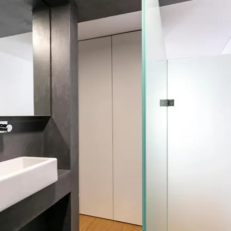 Apartman Plum Guide - The Elephant's Neighbour Lisboa